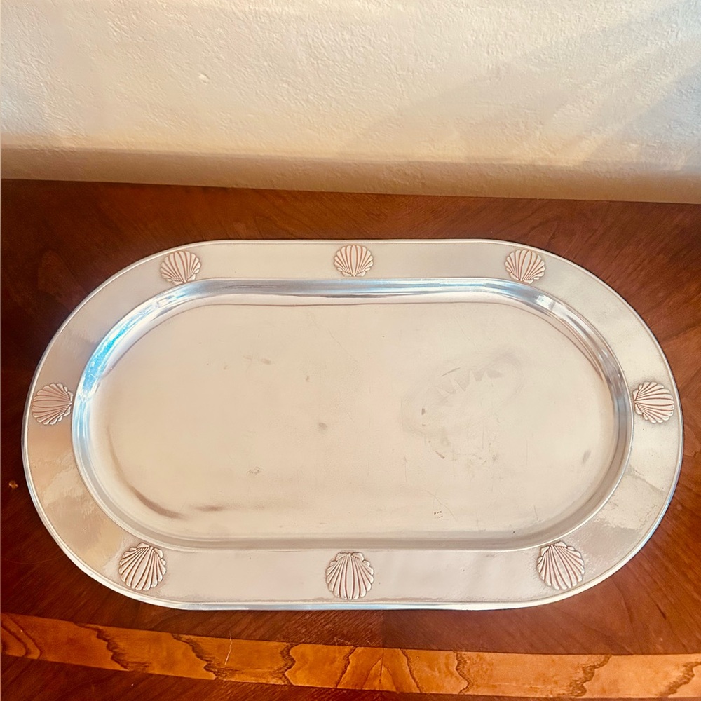 Wilton RWP Large Serving Platter with Shell Design